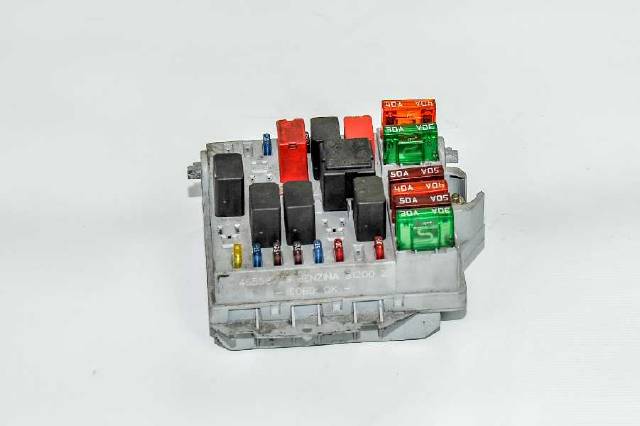 S SERİSİ ÇIKMA YEDEK PARÇA SİGORTA TABLASI_7E4